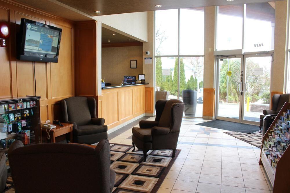 Best Western King George Inn & Suites Surrey Exterior foto